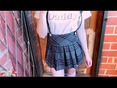❤️ Schoolgirl Sucks tagħha Dick profondament u fucks minflok klassijiet. ❌ Porn biss fil-porn mt.pornoklinge.ru ﹏