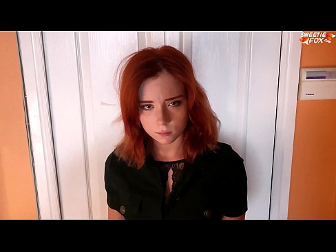 ❤️ Gwardja tas-Sigurtà Ikkastigat lil Pretty Woman għal Serq ta' Ħanut - Cum F'Ħalq ❌ Porn biss fil-porn mt.pornoklinge.ru ﹏
